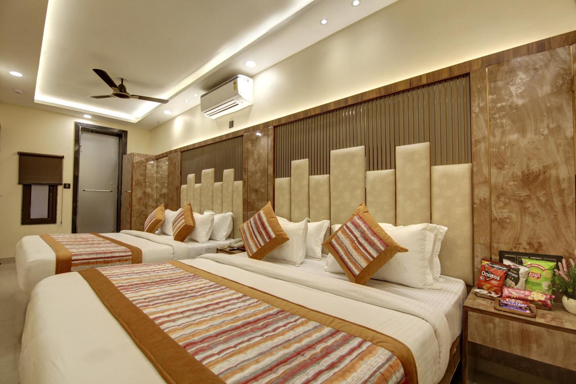 ניו דלהי Bless Inn - Near Connaught Place מראה חיצוני תמונה