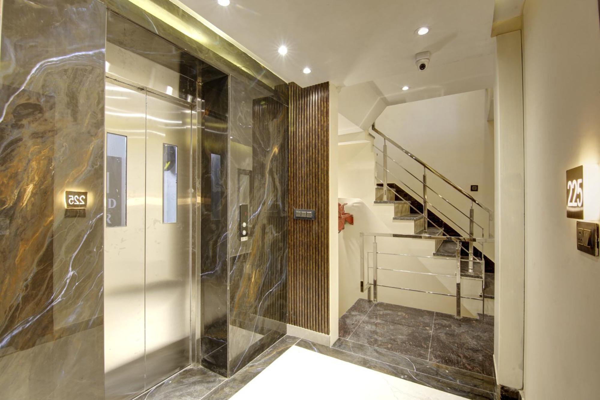 ניו דלהי Bless Inn - Near Connaught Place מראה חיצוני תמונה