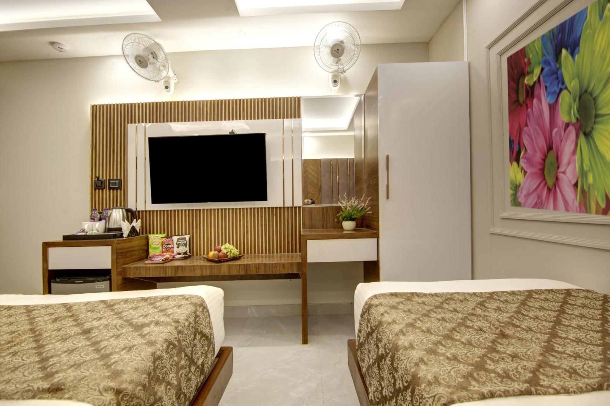 ניו דלהי Bless Inn - Near Connaught Place מראה חיצוני תמונה